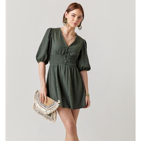 Francesca’s dress  - Picture 1 of 6